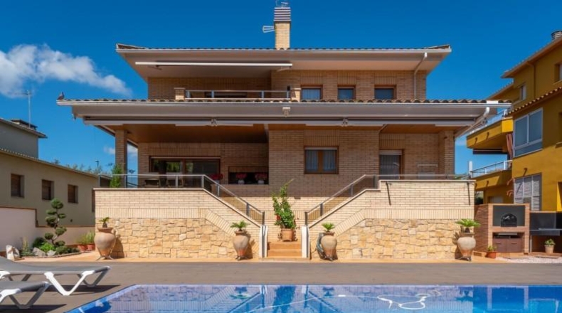 Gerona - Banyoles - 560m2