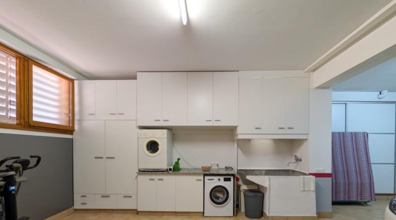 Gerona - Banyoles - 560m2