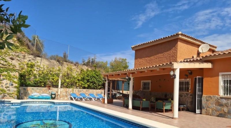 Alicante - Campello - 820m2