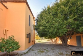 Sant Andreu de Llavaneres 1651&nbsp;м²