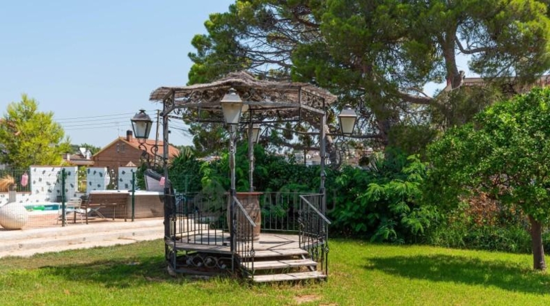 Tarragona - Cunit - 8840m2
