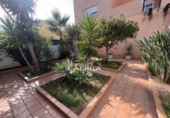 Отдельно стоящий дом с участком на продажу в городе Canet d'en Berenguer Фото