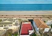 Chalet independiente con terreno en venta en la España, Dénia, ref: TR154616 foto