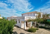 Chalet independiente con terreno en venta en la España, Dénia, ref: TR154616 foto