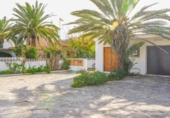 Chalet independiente con terreno en venta en la España, Dénia, ref: TR154616 foto