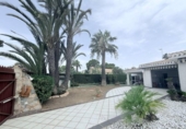 Xalet independent amb terreny en venda a la España, Oriola, ref.: TR176818 foto