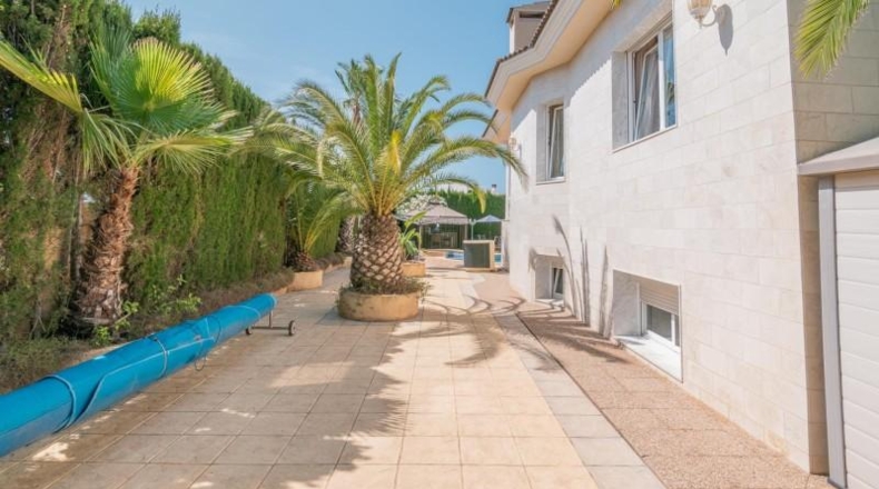 Alicante - Alfaz del Pi - 850m2
