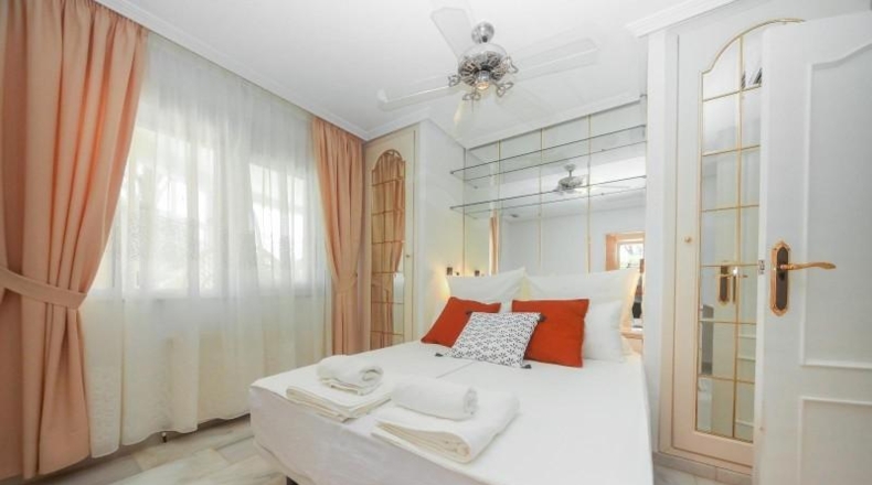 Alicante - Dehesa de Campoamor - 1160m2