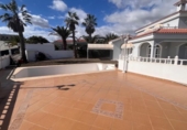 Xalet independent amb terreny en venda a la España, San Bartolomé de Tirajana, ref.: TR239726 foto