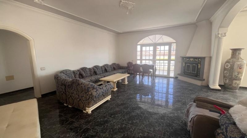 Las Palmas - San Bartolomé de Tirajana - 2400m2