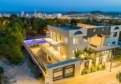 Chalet independiente con terreno en venta en la España, Finestrat, ref: TR237773 foto
