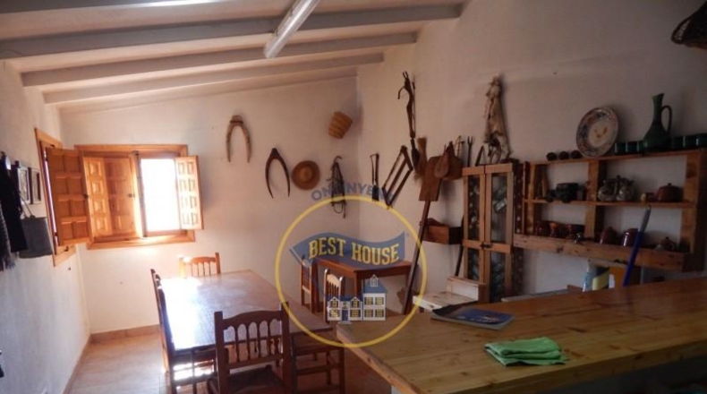 Valencia - Onteniente - 86500m2