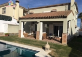 Xalet independent amb terreny en venda a la España, San Roque, ref.: TR138645 foto