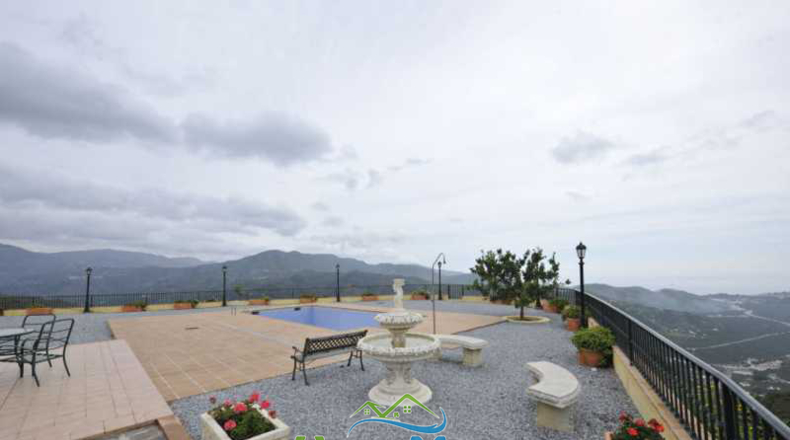 Granada - Almuñécar - 94000m2