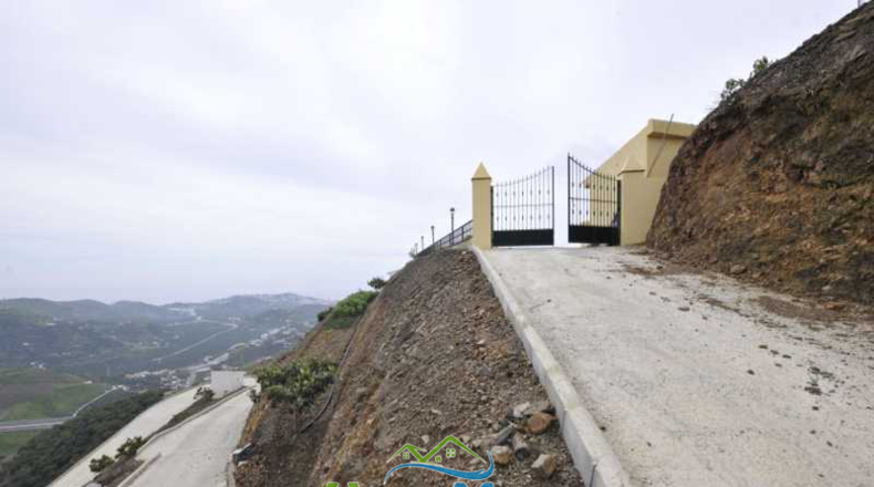 Granada - Almuñécar - 94000m2