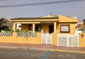 Chalet independiente con terreno en venta en la España, Guardamar del Segura, ref: TR148848 foto