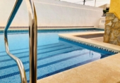 Chalet independiente con terreno en venta en la España, Guardamar del Segura, ref: TR148848 foto