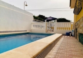 Chalet independiente con terreno en venta en la España, Guardamar del Segura, ref: TR148848 foto