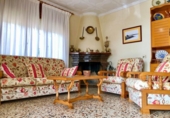Chalet independiente con terreno en venta en la España, Guardamar del Segura, ref: TR148848 foto