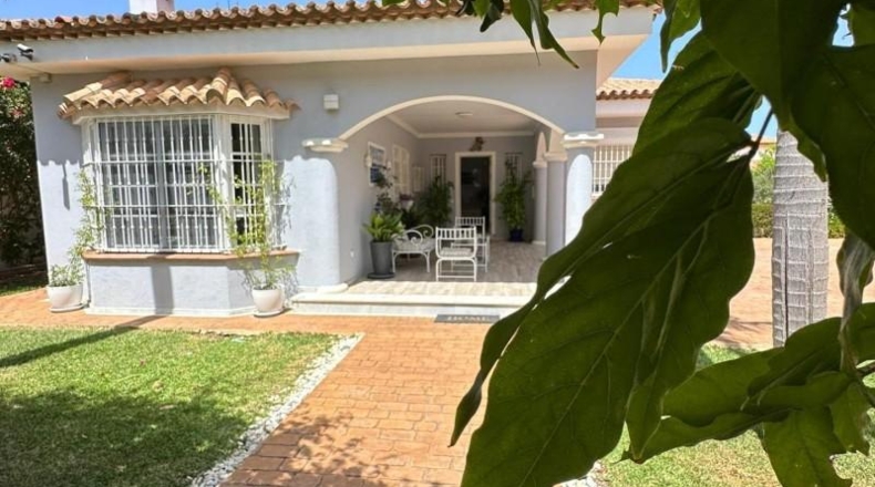 Кадис - Chiclana de la Frontera - 1040m2