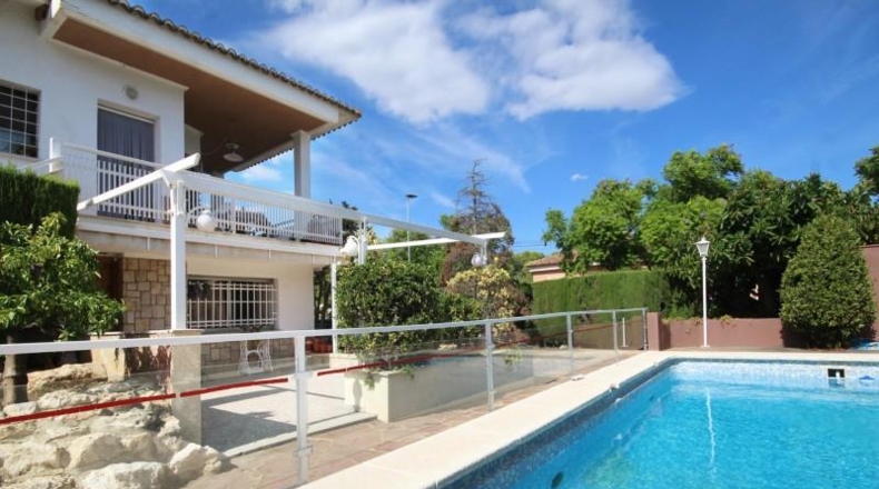 Valencia - Torrente - 874m2