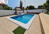 Xalet independent amb terreny en venda a la España, Benicàssim, ref.: TR135022 foto