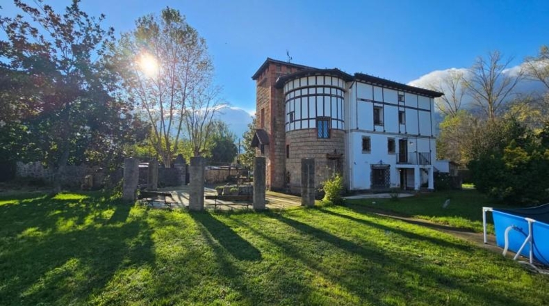 Burgos - Villasuso de Mena - 1872m2