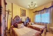 Chalet independiente con terreno en venta en la España, Motril, ref: TR164199 foto