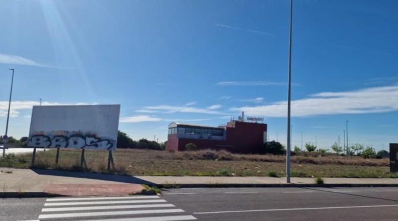 Castellón - Castellón de la Plana - 1700m2
