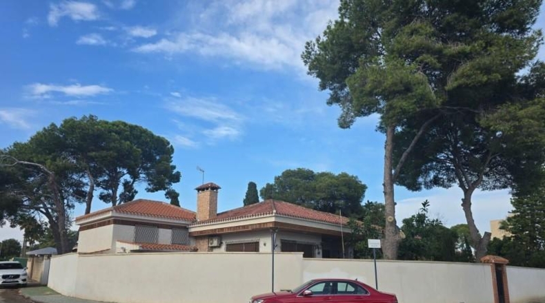 Alicante - Dehesa de Campoamor - 600m2