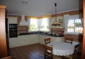 Chalet independiente con terreno en venta en la España, L'Alfàs del Pi, ref: TR171843 foto