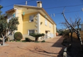 Chalet independiente con terreno en venta en la España, L'Alfàs del Pi, ref: TR171843 foto