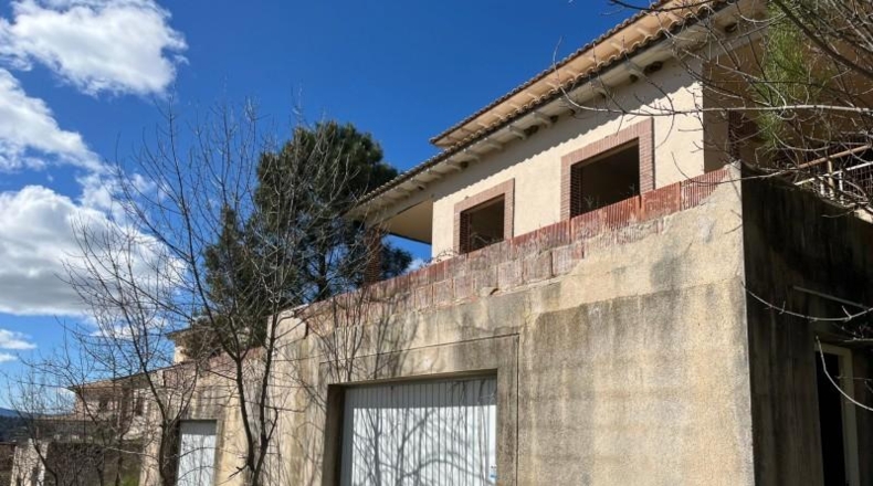 Ávila - Santa María del Tiétar - 529m2