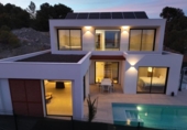 Chalet independiente con terreno en venta en la España, L'Alfàs del Pi, ref: TR340280 foto