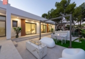 Chalet independiente con terreno en venta en la España, Pilar de la Horadada, ref: TR366390 foto