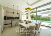 Chalet independiente con terreno en venta en la España, Pilar de la Horadada, ref: TR157289 foto