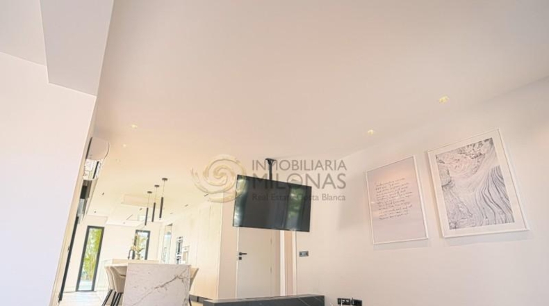 Alicante - Alfaz del Pi - 1000m2