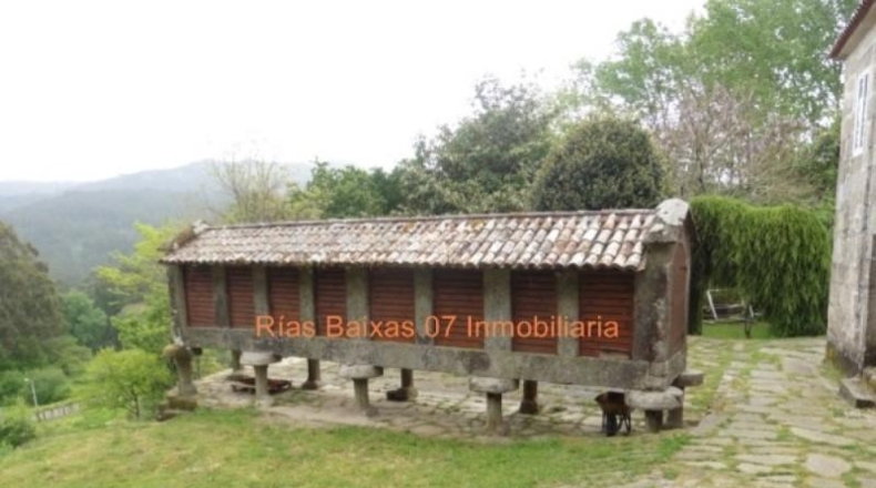 Pontevedra - Gondomar - 11000m2