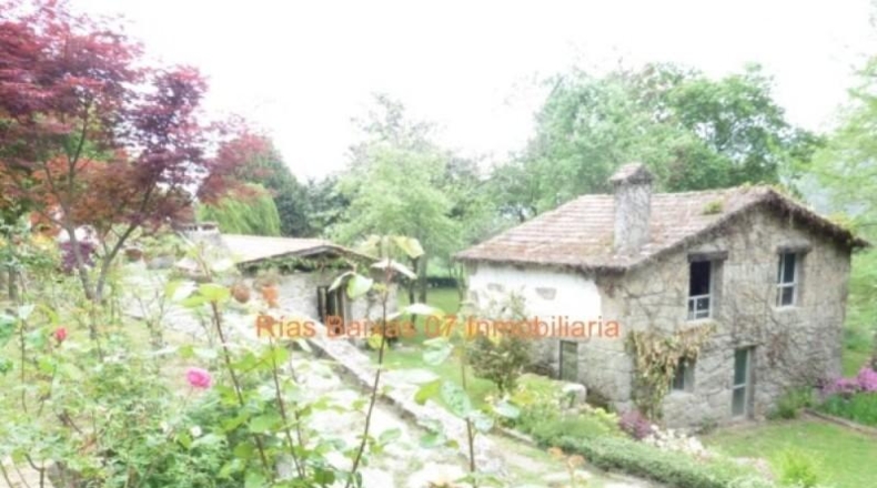 Pontevedra - Gondomar - 11000m2