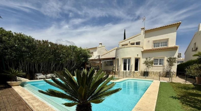 Alicante - Orihuela - 388m2
