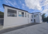 Отдельно стоящий дом с участком на продажу в городе Altea Фото