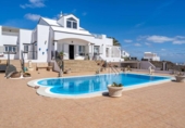 Detached villa with land for sale on España, Tías, ref: TR157698 photo