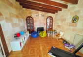 Отдельно стоящий дом с участком на продажу в городе Ciutadella de Menorca Фото