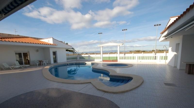 Tarragona - Amposta - 1755m2