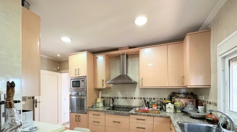 Málaga - Fuengirola - 894m2