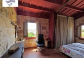 Загородный дом с участком на продажу в городе Ciutadella de Menorca Фото
