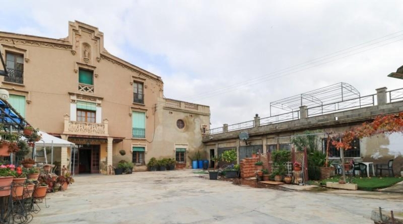 Barcelona - Sant Boi de Llobregat - 1136m2