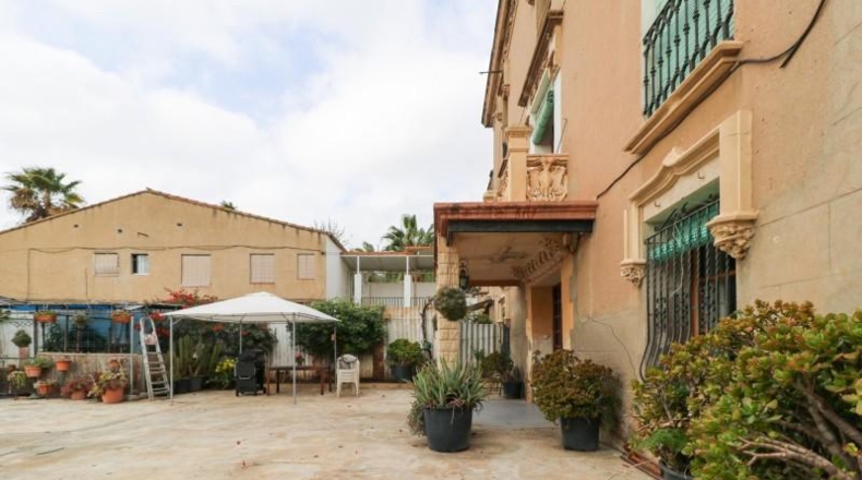 Barcelona - Sant Boi de Llobregat - 1136m2