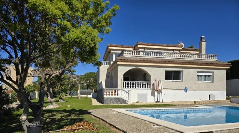 Gerona - Lloret de Mar - 1000m2