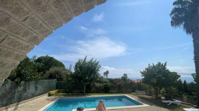 Gerona - Lloret de Mar - 930m2